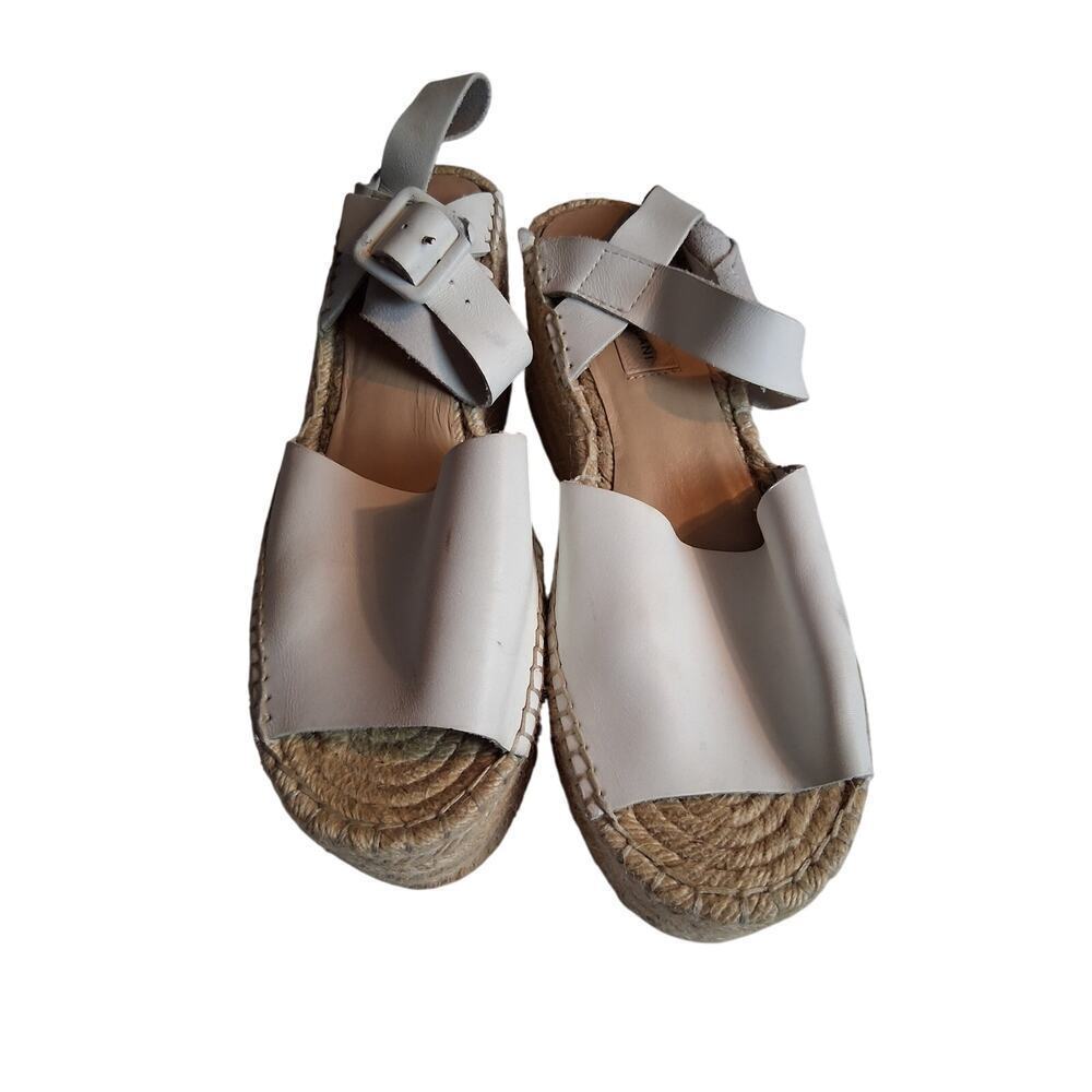Antonio Melani off White Sandals Size 8 Leather - Picture 1 of 6